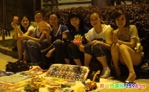 地摊货源进货渠道有哪些 地摊货批发市场在哪里