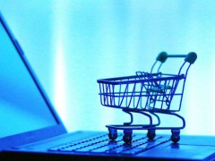 2025年微信朋友圈发布量较2021年峰值下降37%